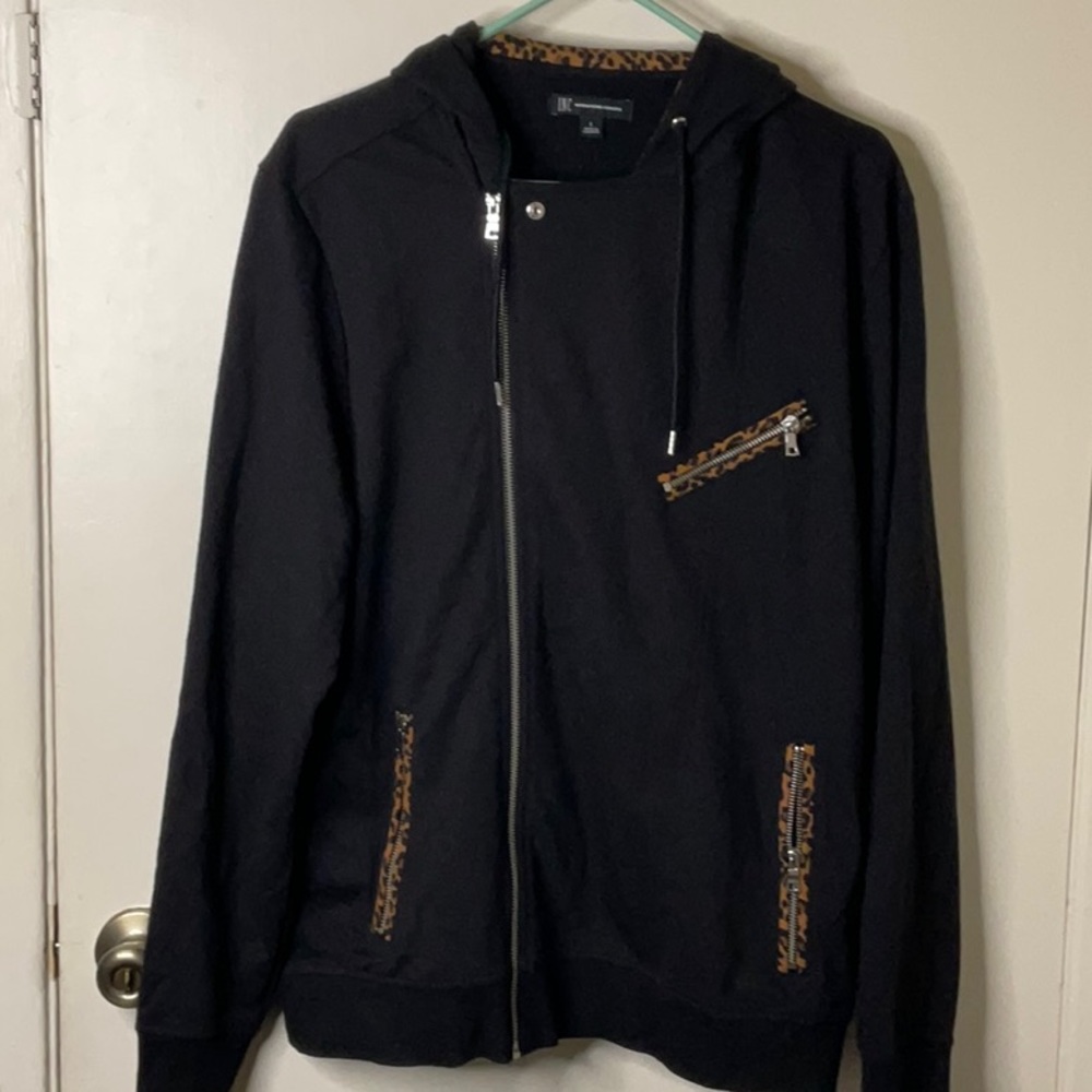 Men’s black, leopard print hoodie, size large, Ian’s